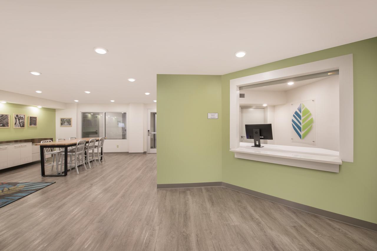 Woodspring Suites Savannah พูเลอร์ ภายนอก รูปภาพ